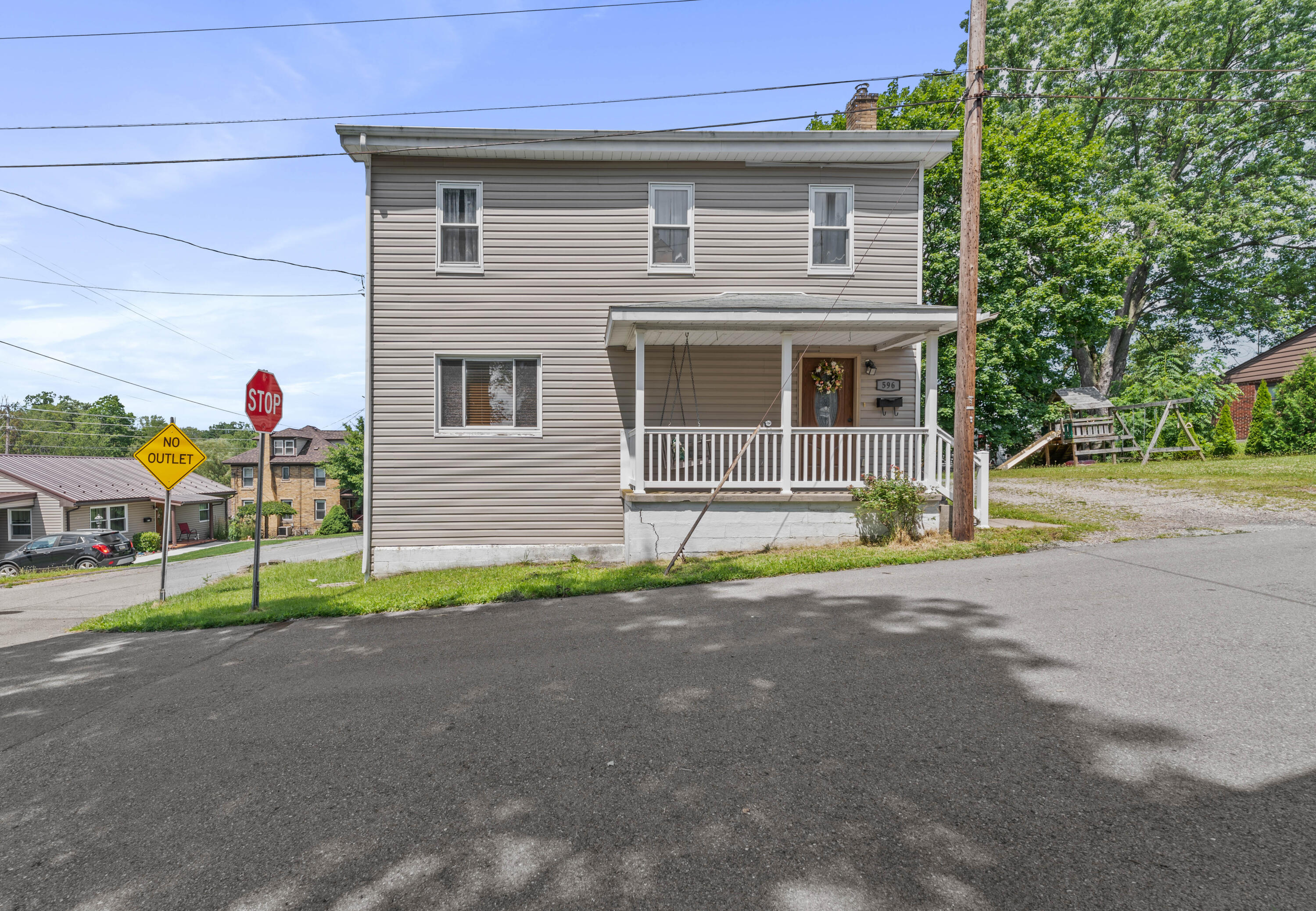 11th St, Philipsburg, PA 16866