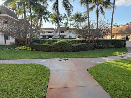 220-14500 Sw 88th Ave, Palmetto Bay, FL, 33176 | Card Image