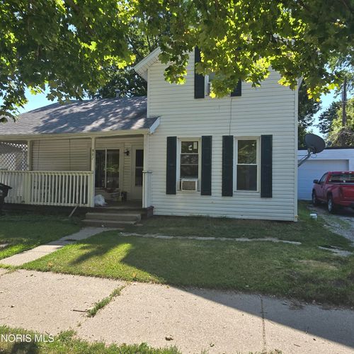 907 Holgate Ave, Defiance, OH, 43512-2043 | Card Image