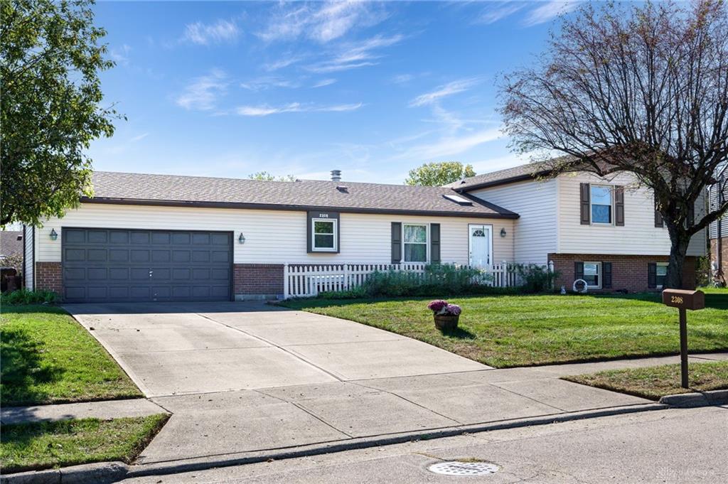 Capestrano Dr, Xenia, OH 45385