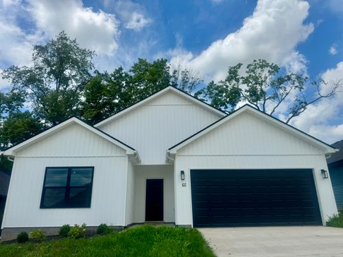 107 Last Chance Dr, Georgetown, KY, 40324-8773 | Card Image