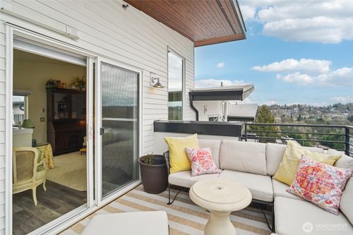 e-3070 Sw Avalon Way, Seattle, WA, 98126-2662 | Card Image