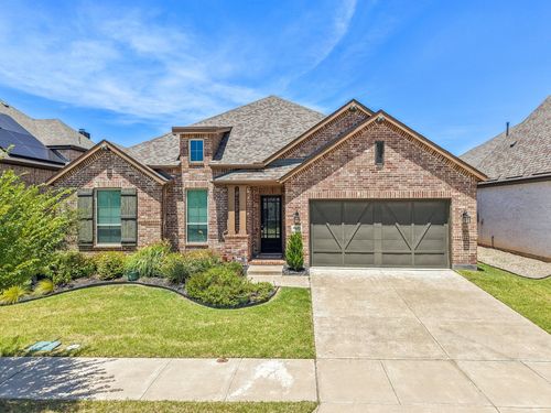 847 Longbranch Way, Aubrey, TX, 76227-1831 | Card Image