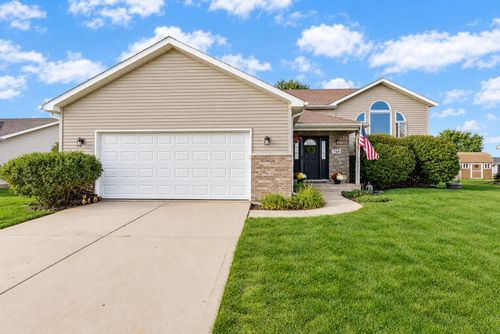 754 Carriage Dr, Lowell, IN, 46356 | Card Image