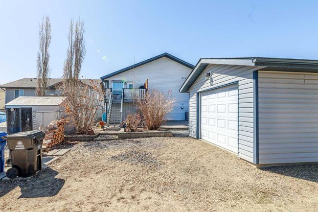 10 Plumtree Crescent, Home with 2 bedrooms, 3 bathrooms and 5 parking in Blackfalds AB | Image 26