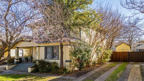 apt-d-210 S Rosemont Ave, Dallas, TX, 75208-5880 | Card Image