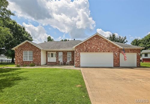 107 Hillside Dr, New Baden, IL, 62265-2010 | Card Image