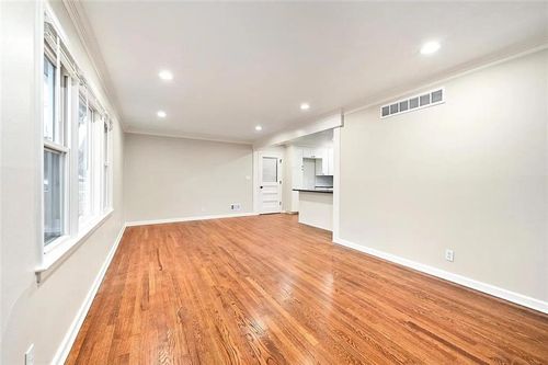 8925 Hardy St, Overland Park, KS, 66212-2925 | Card Image