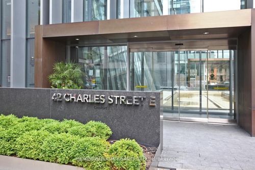 3107-42 Charles St E, Toronto, ON, M4Y0B7 | Card Image