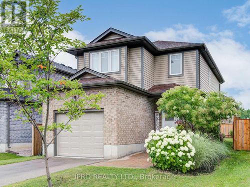 66 Yvonne Crescent, London South (South I), ON, N5Z0A5 | Card Image