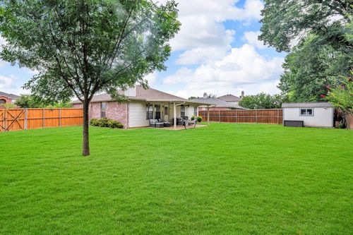 9401 Glen Falls Ln, Denton, TX, 76210-5813 | Card Image