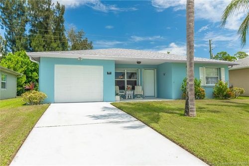 5662 Travelers Way, Fort Pierce, FL, 34982-3989 | Card Image