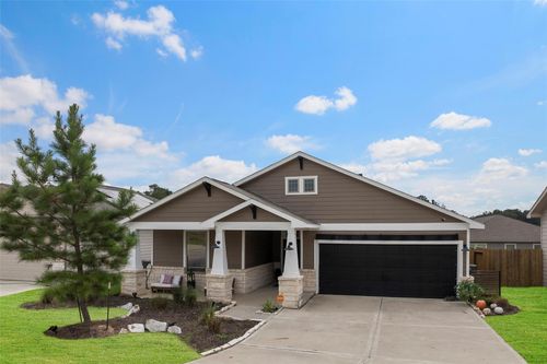 2212 Cedar Valley Dr, Conroe, TX, 77306-2057 | Card Image