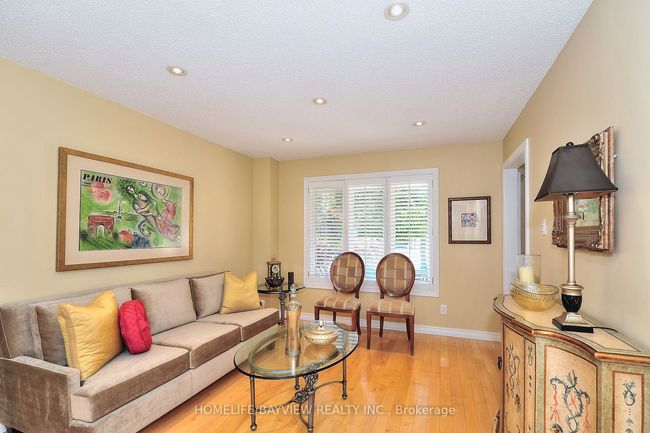 32 Mccallum Dr, House other with 3 bedrooms, 3 bathrooms and 2 parking in Richmond Hill ON | Image 6
