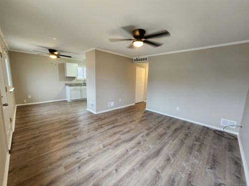 17405 Ivanhoe St, Roseville, MI, 48066-2857 | Card Image