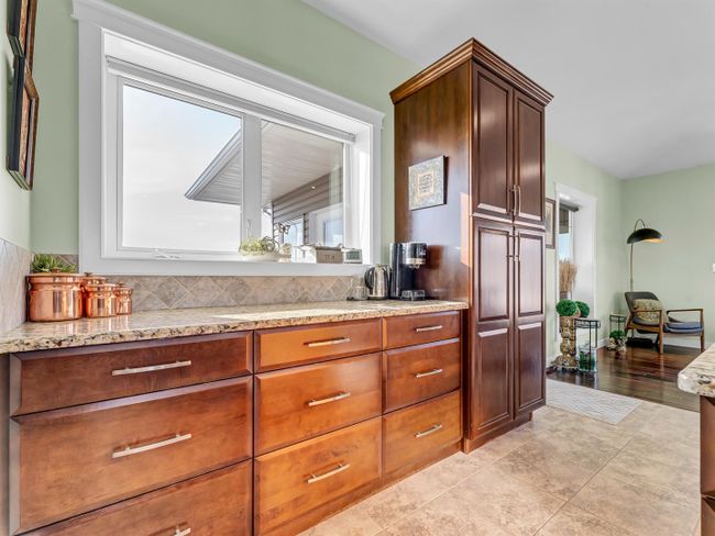 5518 120 Township Road, House other with 4 bedrooms, 3 bathrooms and null parking in Cypress County AB | Image 9
