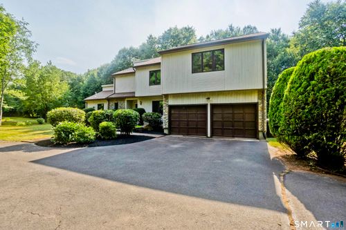80 W View Dr, Broad Brook, CT, 06016-9575 | Card Image