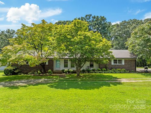 138 Deere Ln, Ellenboro, NC, 28040-9342 | Card Image