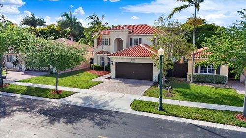 2064 Ne 35th Ave, Homestead, FL, 33033 | Card Image