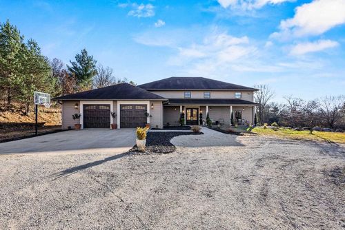 W11647 Akron Avenue, OASIS, WI, 54966 | Card Image