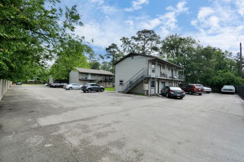 12-9211 N Green River Dr, Houston, TX, 77078-4234 | Card Image
