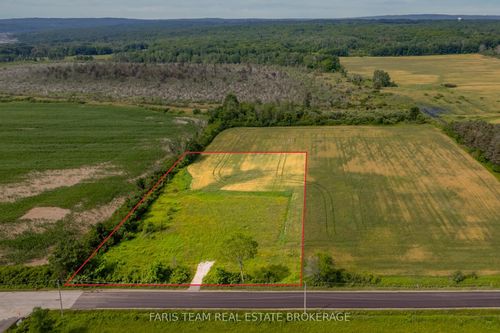 570 Curry Rd, Penetanguishene, ON, L9M2C8 | Card Image