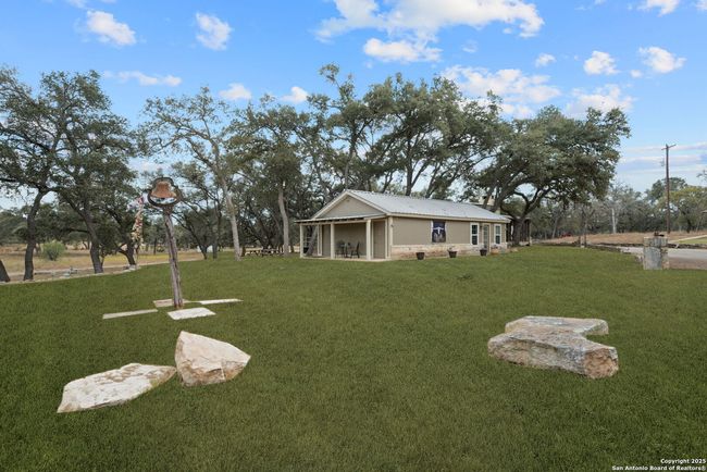6005 W Ammann Rd, Home with 5 bedrooms, 5 bathrooms and null parking in Bulverde TX | Image 29