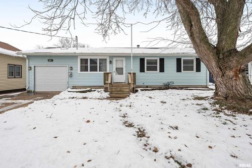 617 6th St, Camanche, IA, 52730-1530 | Card Image