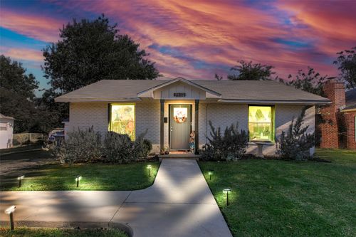 3612 Hay Ave, Waco, TX, 76711-1415 | Card Image