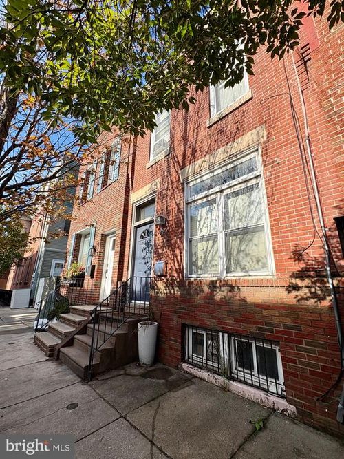 920 S 24th St, PHILADELPHIA, PA, 19146-2442 | Card Image