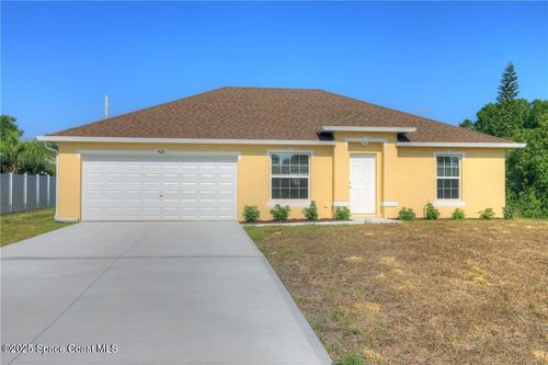 9125 101st Ave, Vero Beach, FL, 32967-3032 | Card Image