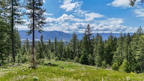1631 Creekside Road, Cle Elum, WA, 98922 | Card Image