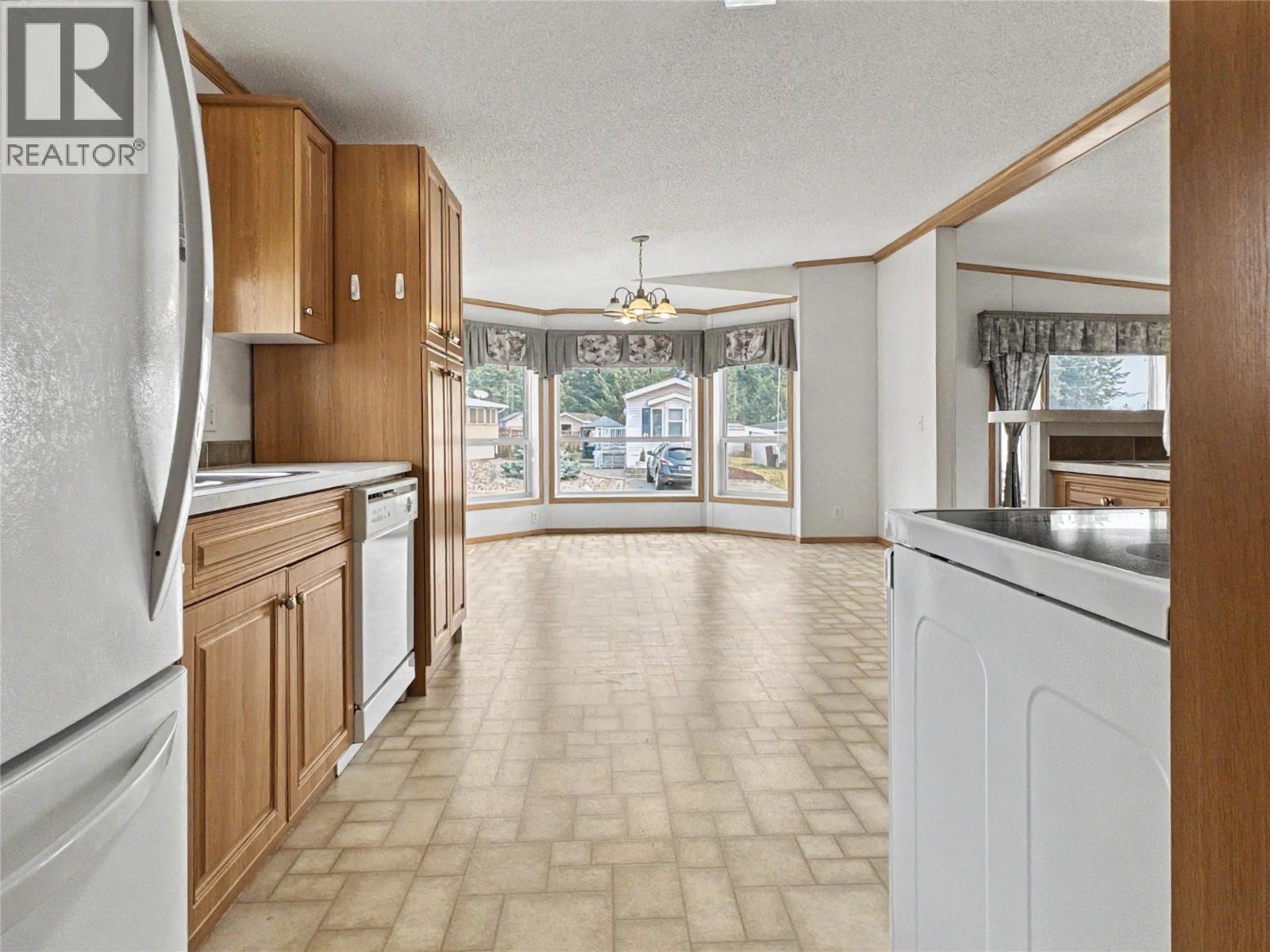 Residential in Cranbrook 5
