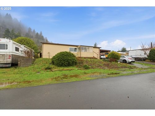 810 Acadia Ave, Garibaldi, OR, 97118 | Card Image