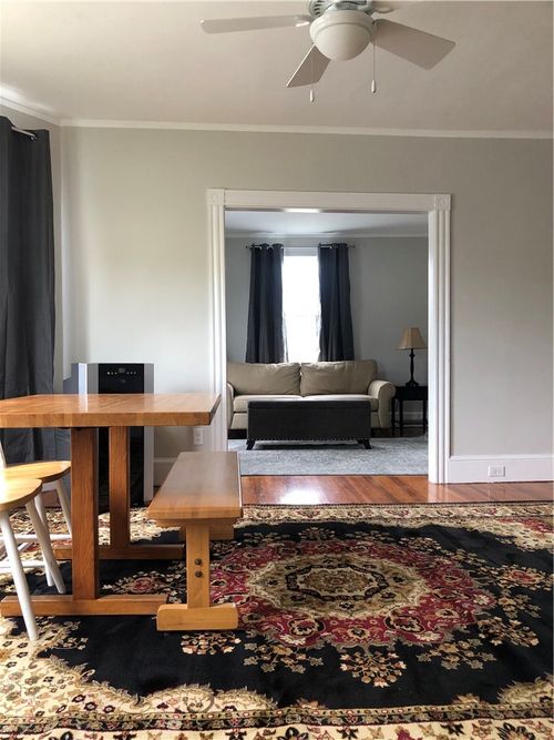 22 Carroll Ave, Newport, RI, 02840-4020 | Card Image