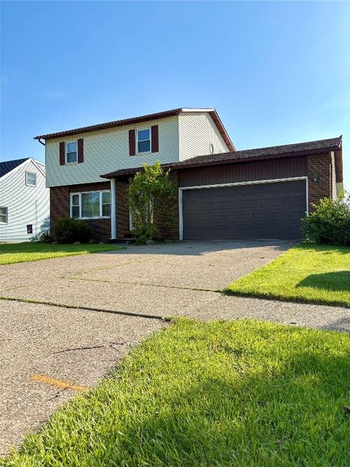 4224 Amherst Rd, Erie, PA, 16506-4321 | Card Image