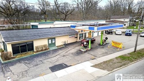 80 Water St, Fredonia, NY, 14063-2015 | Card Image