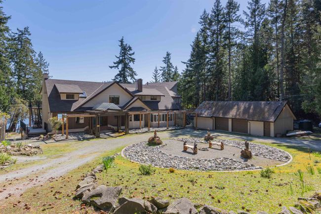 630 Dinner Bay Road, House other with 12 bedrooms, 8 bathrooms and 12 parking in Mayne Island BC | Image 4