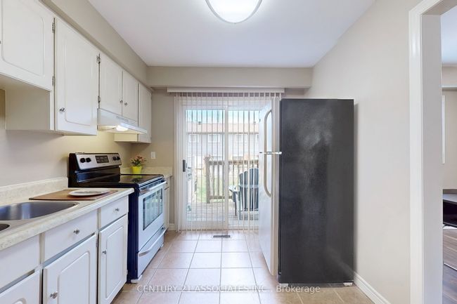 47 - 1616 Haig Blvd, Condo with 3 bedrooms, 2 bathrooms and 1 parking in Mississauga ON | Image 18
