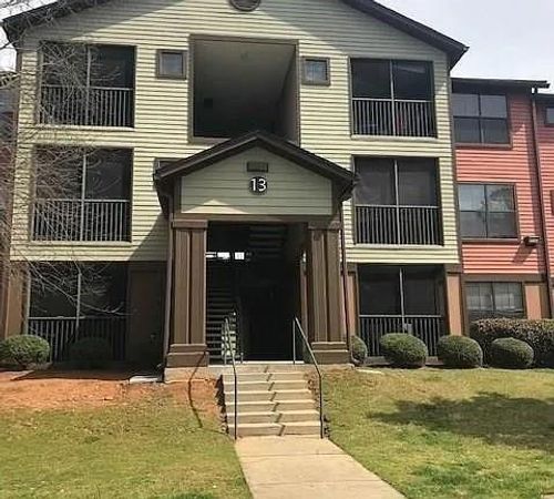 1333-211 North Ave, Athens, GA, 30601-6837 | Card Image