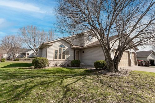 290 Pendryn Hill Overlook, Woodbury, MN, 55125-7706 | Card Image