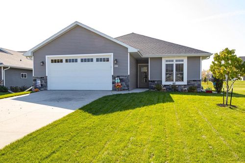 3417 Caden Ct, OSHKOSH, WI, 54904-4000 | Card Image