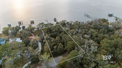 9977 Beach Rd, Foley, AL, 36535-4474 | Card Image
