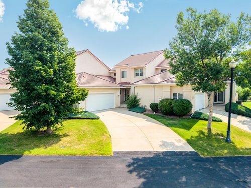 4444 Turnberry Cres, Pueblo, CO, 81001-1171 | Card Image