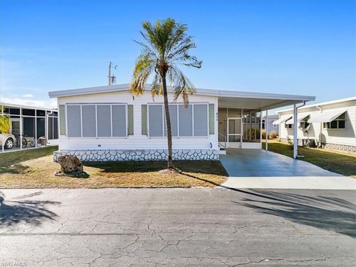 826 Peaceful Dr, NORTH FORT MYERS, FL, 33917-6382 | Card Image