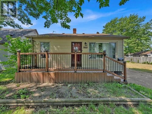 3553 Turner Rd, Windsor, ON, N8W3M7 | Card Image