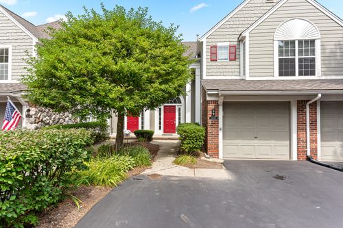 1955 Eagle Ct, Pontiac, MI, 48340 | Card Image