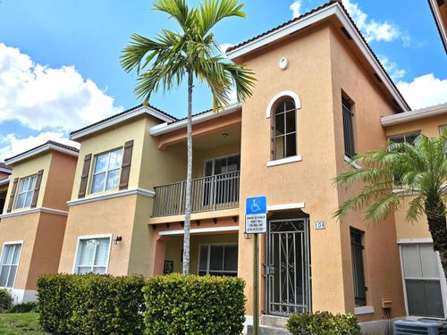 104-3569 Forest Hill Blvd, Palm Springs, FL, 33406-5875 | Card Image