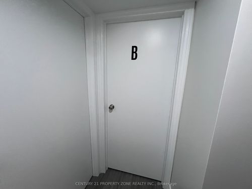 bsmt-7747 Hanniwell Street, Niagara Falls, ON, L2G0H5 | Card Image