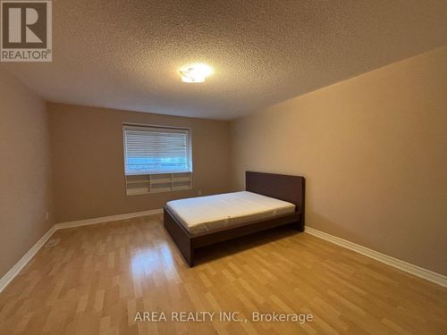 134A Finch Ave W, North York, ON, M2N2H9 | Card Image